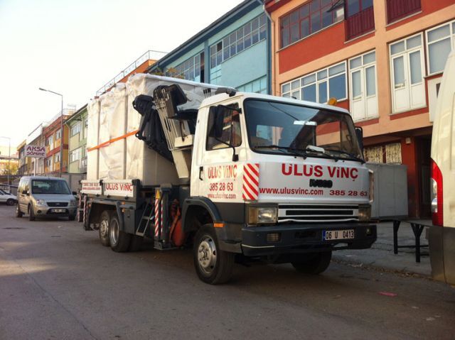 7-10 ton kiralık vinç ve sepetli platform